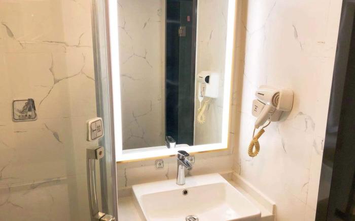 7 Days Premium Hotel Kaifeng Songcheng Road Jingxi