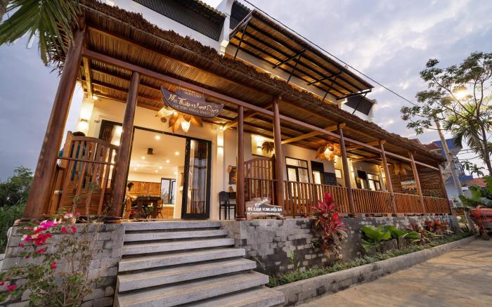 The Boat House Riverside Homestay
