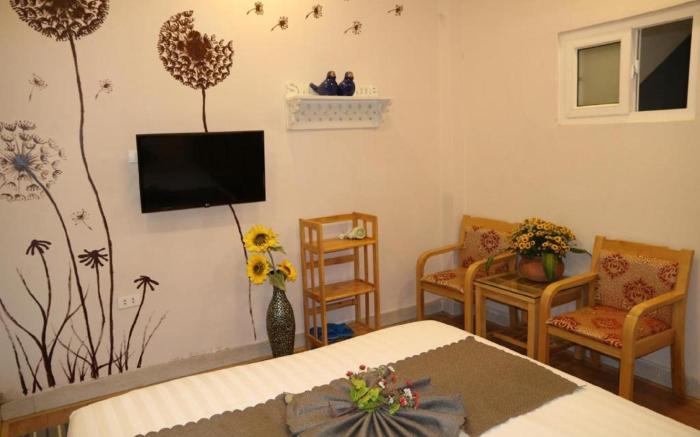 Redhouse Backpacker Hostel