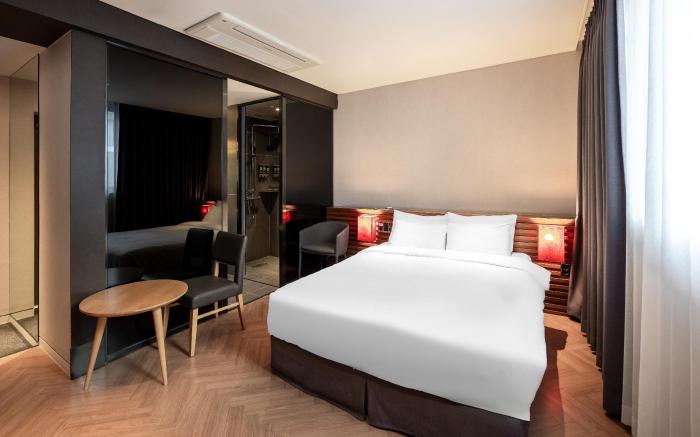 Golden Business Hotel