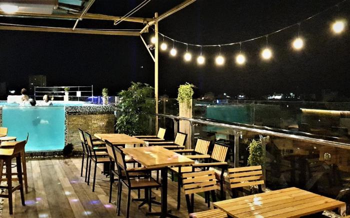 Mi Lan Corner Hotel