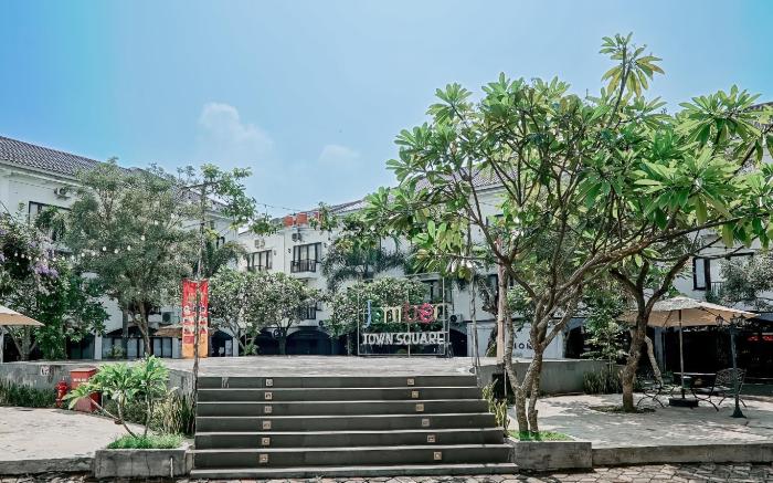 Jember Town Square Apartment by Calli Rooms