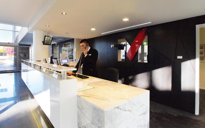 Oaks Townsville Metropole Hotel