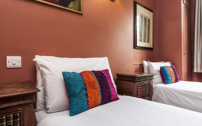 Berjaya Castleton Hotel