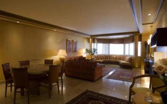 Lahoya Suites