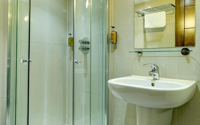 Trebovir Hotel London