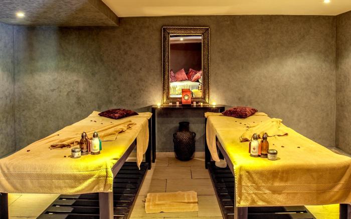 Palm Plaza Hotel & Spa