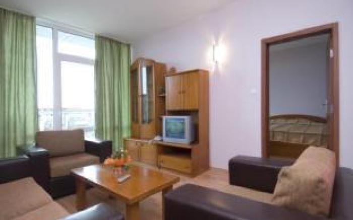 Ivana Palace Hotel - Free Parking