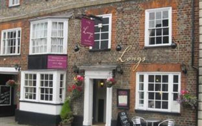 Longs Inn Hotel