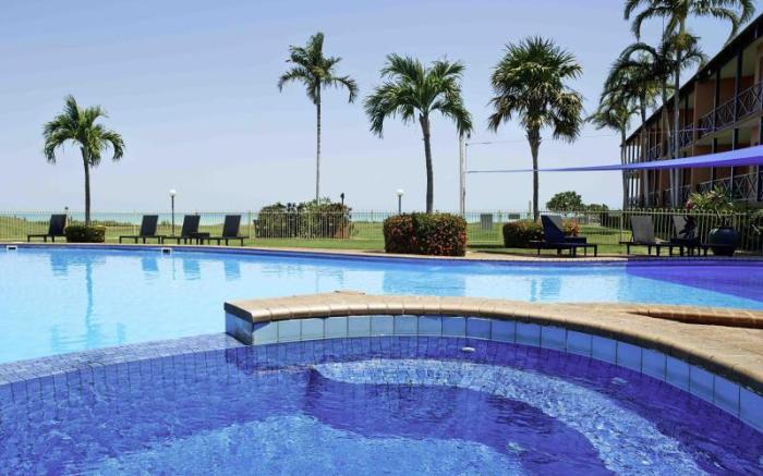 Moonlight Bay Suites