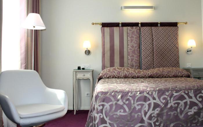 Hotel Chromatics and Restaurant Hill Club by HappyCulture