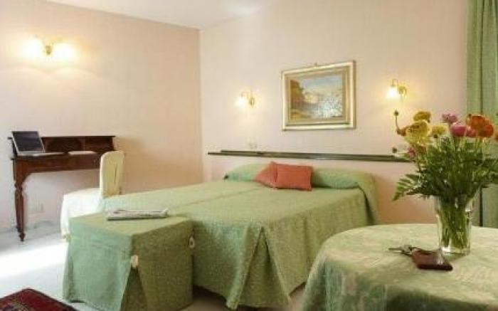 Hotel Al Madarig