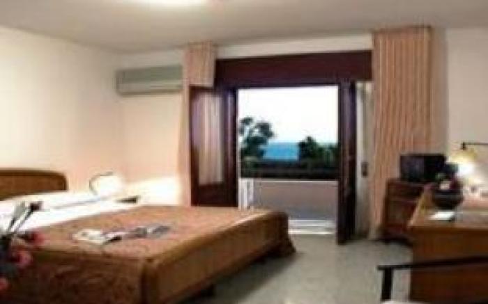 Hotel Alceste