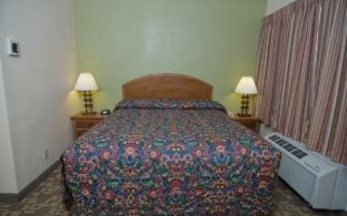All Seasons Lodge