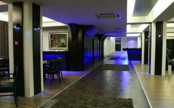 Galaxy Art Hotel