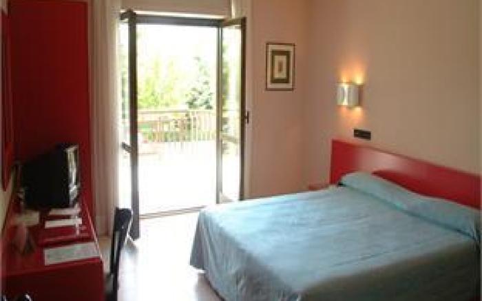 Green Park Hotel
