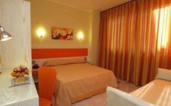 Hotel Cristal Eboli
