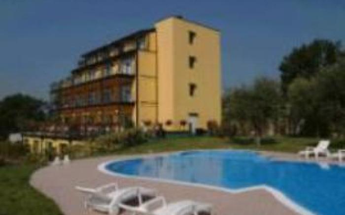 Hotel Riva Del Sole