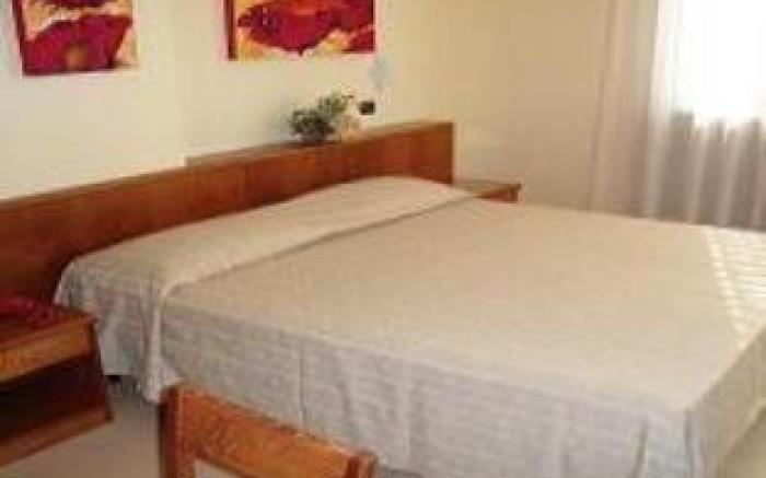 Lo Scacciapensieri Hotel & Restaurant