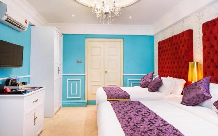 Apple Heritage Hotel