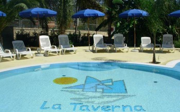 Residence Hotel La Taverna