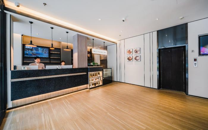 Hanting Hotel Fuzhou Wuyi Square