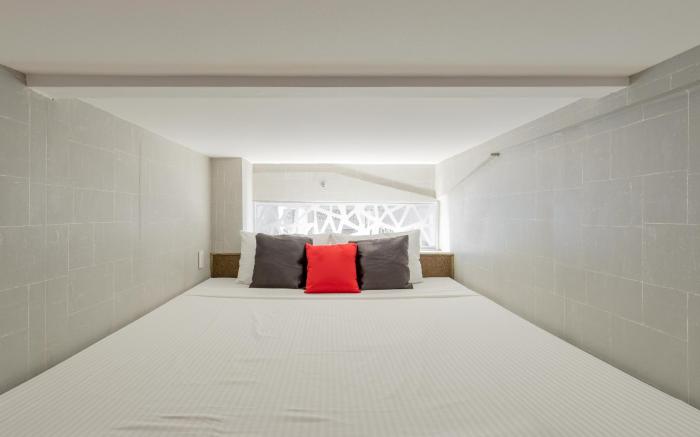 Selah Pods Hotel