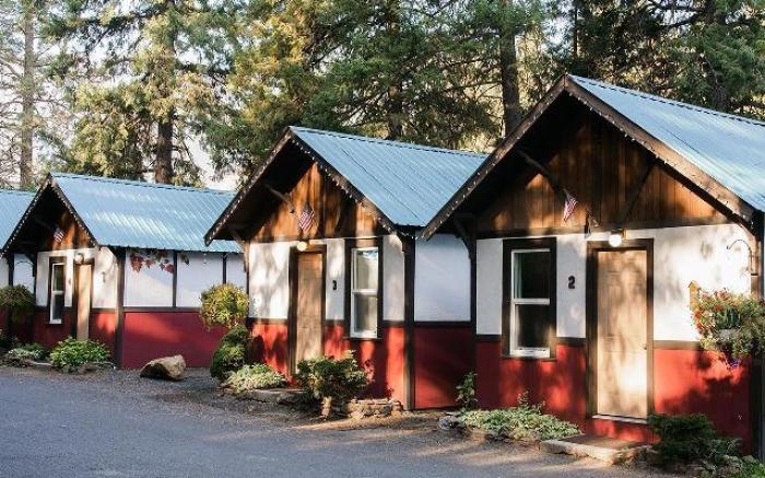 LOGE Leavenworth - Downtown