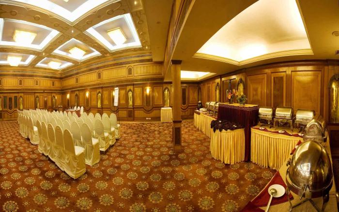 Hotel Benzz Park Chennai