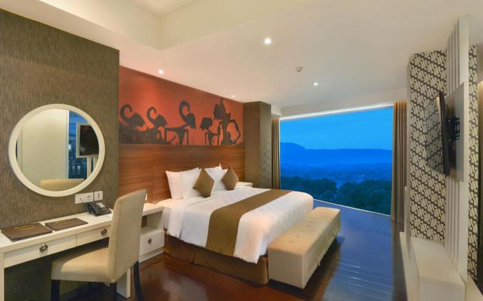 Platinum Adisucipto Hotel & Conference Center