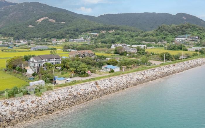 Ganghwa Pastel Pension