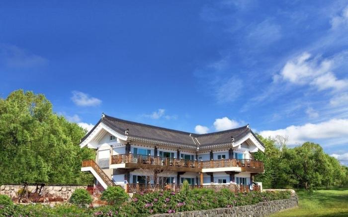 Gyeongju Star Light Travel Hanok Pension
