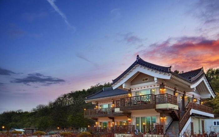 Gyeongju Star Light Travel Hanok Pension
