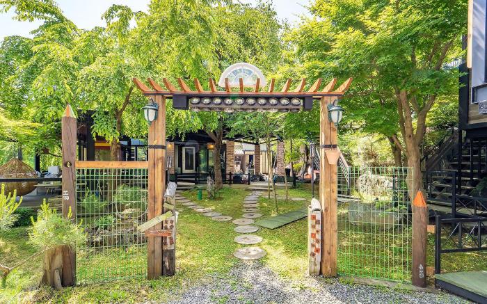 Gapyeong Beethoven House Pension