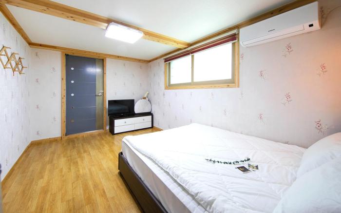 Samcheok Sol Beach Pension