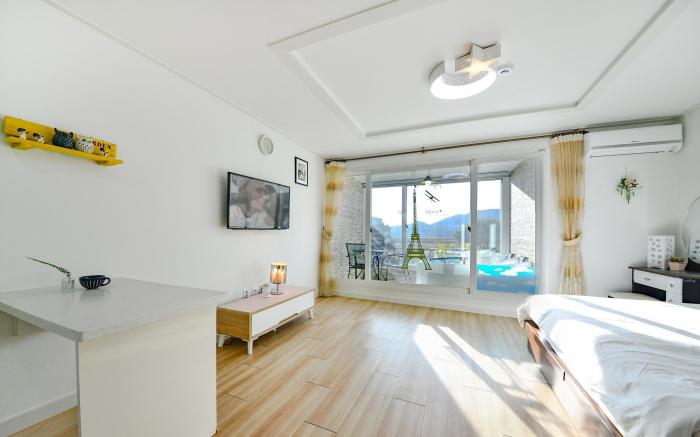 Ganghwa Noel Spa Pension