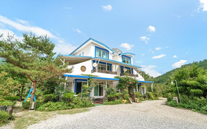 Samcheok Garden Pension