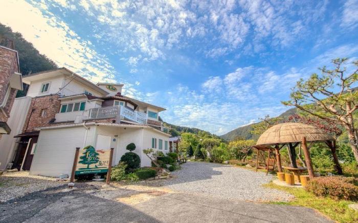 Gapyeong Pogny Kids Poolvilla
