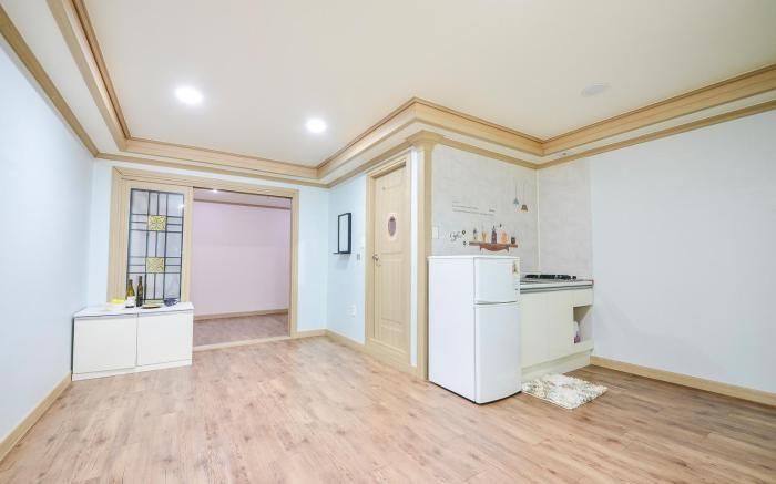 Sokcho Dderak Pension