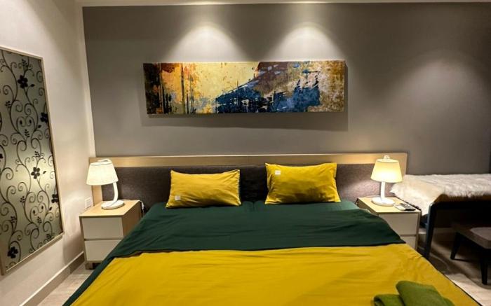 MODERN CITY APART-FREE Pool,Gym&5Min To EveryWhere