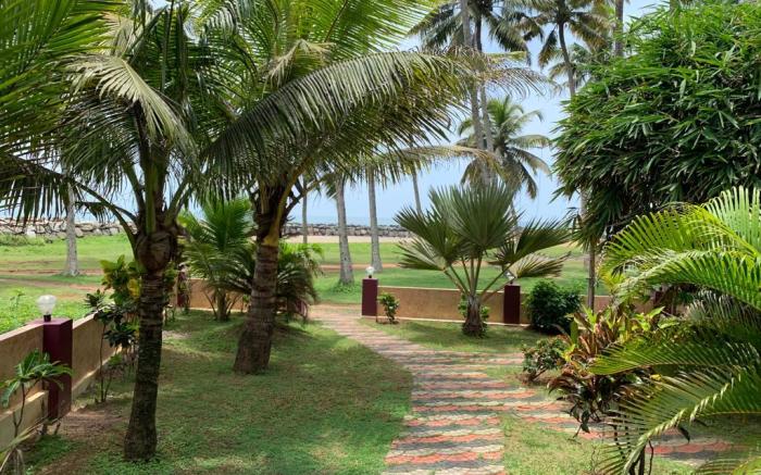 Maadathil Cottages & Beach Resort