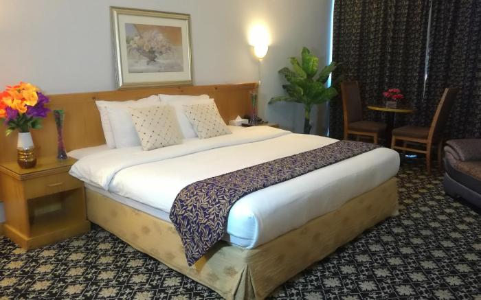 Phoenicia Tower Hotel