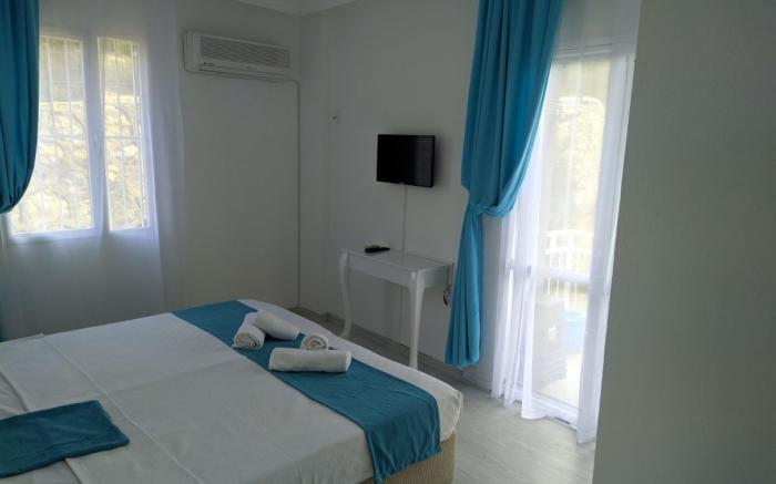Minerva Port Hotel