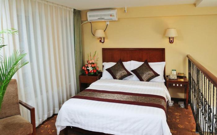 King Parkview Hotel