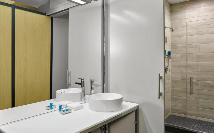 Aloft Miami Airport