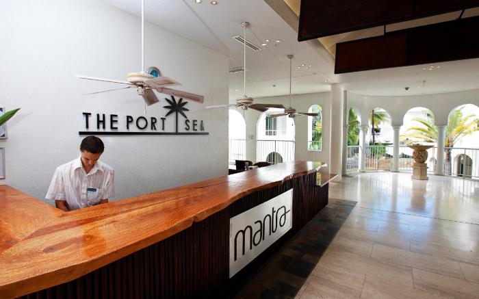 Mantra PortSea Port Douglas