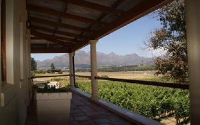LovanE Boutique Wine Estate and Guest House