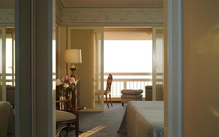 Al Bustan Hotel