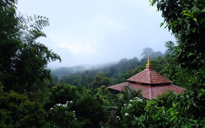 Chom Fah Hill 