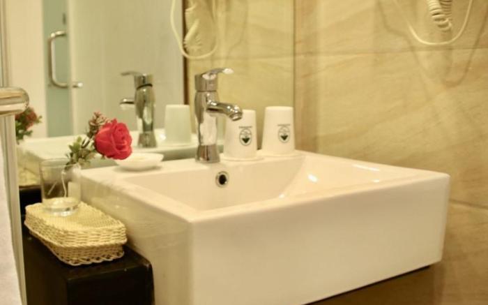 GreenTree Inn Zhejiang Ningbo South Railway Station Express Hotel